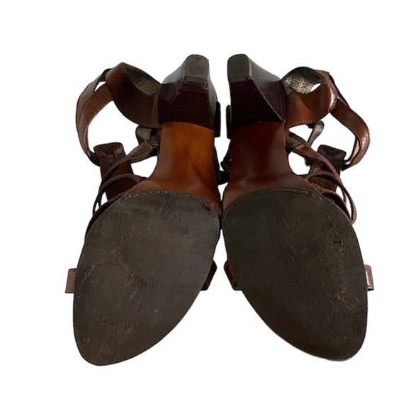 Stuart Weitzman Tapered Heel Ankle Strap Sandals Size 9 - Picture 6 of 10